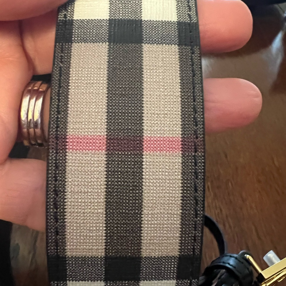 NWT, Authentic Burberry Black and Cream Belt with Gold Buckle - Picture 4 of 9